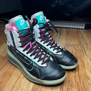 Nike Air Max 720 Saturn